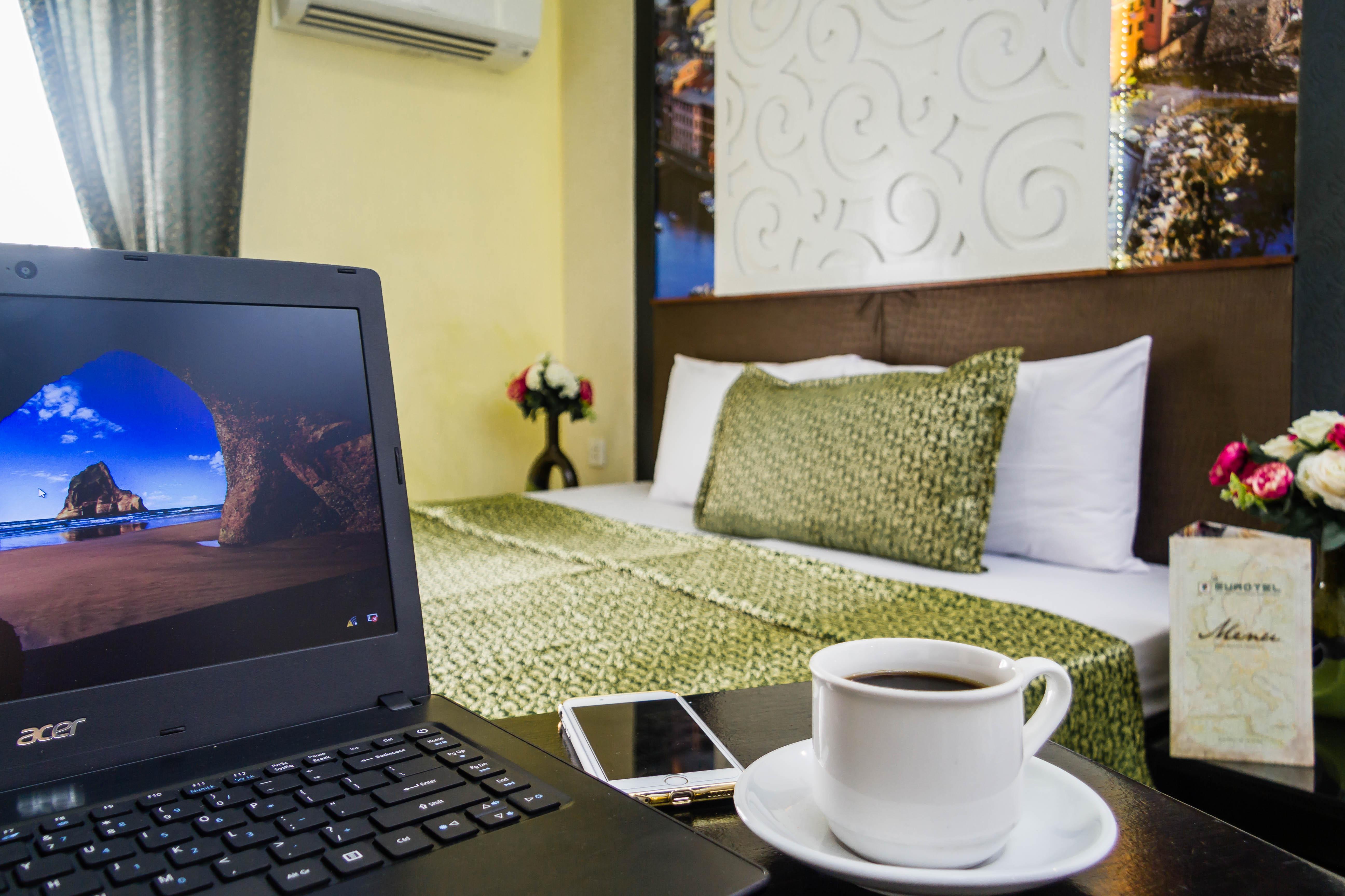 Eurotel Vivaldi Araneta Hotel 3*