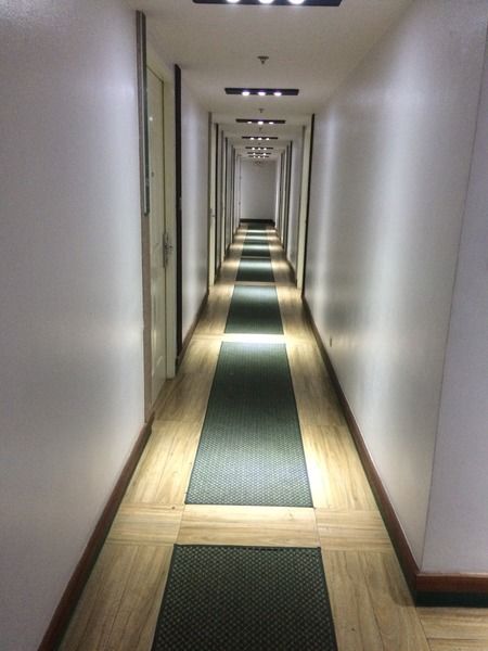 Eurotel Vivaldi Araneta Hotel 3*