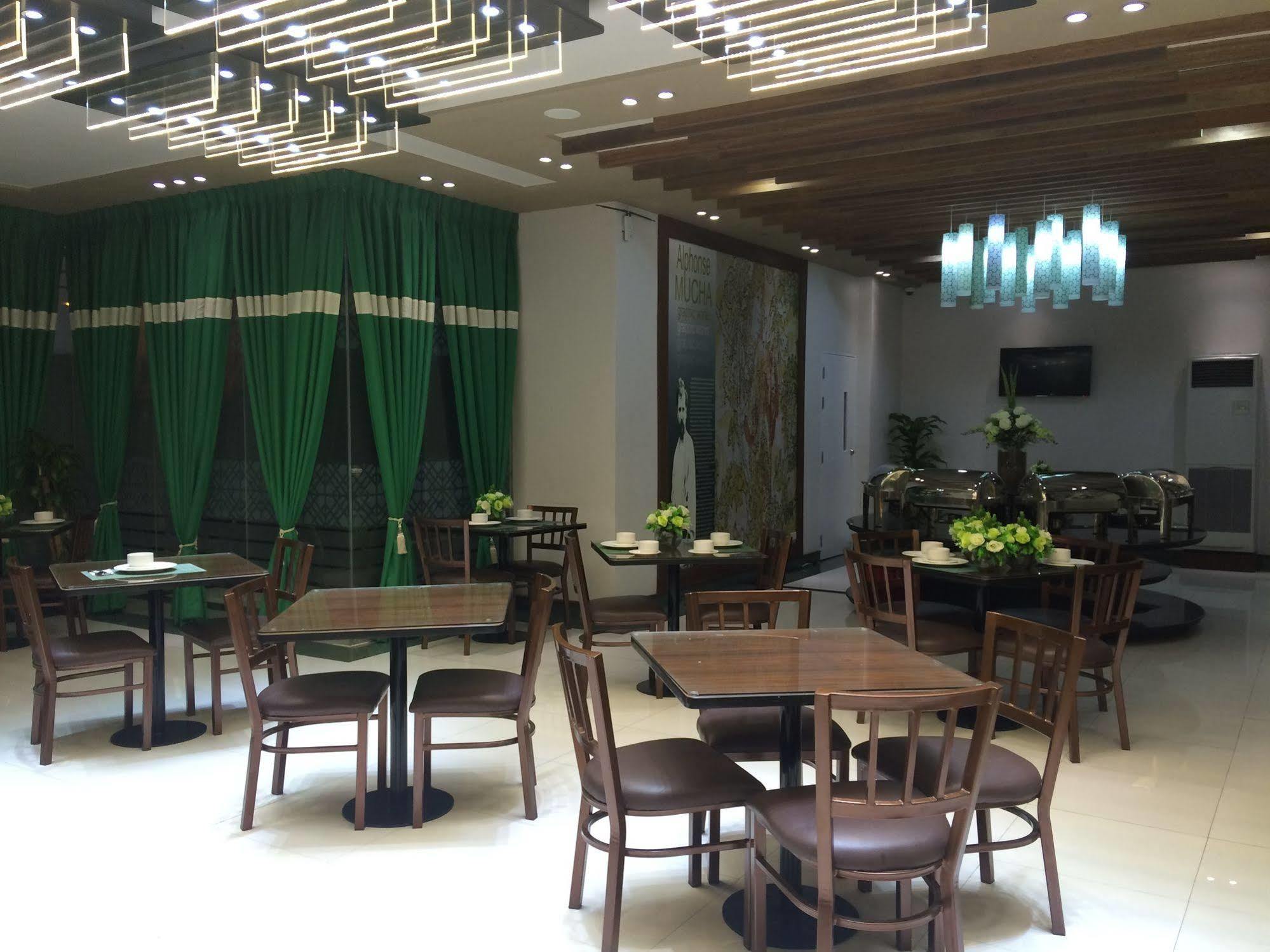 Hotel Eurotel Vivaldi Araneta